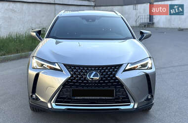 Внедорожник / Кроссовер Lexus UX 2019 в 