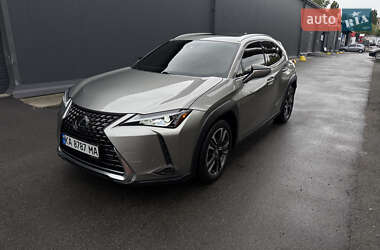 Позашляховик / Кросовер Lexus UX 2021 в 