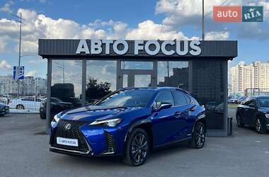 Внедорожник / Кроссовер Lexus UX 2020 в 