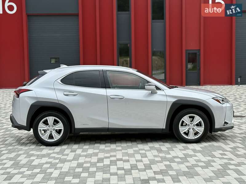 Позашляховик / Кросовер Lexus UX 2020 в Львові фото 12 Позашляховик / Кросовер Lexus UX 2020 в Львові