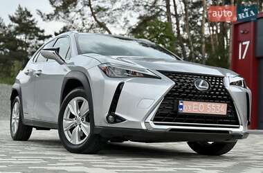 Lexus UX 2020