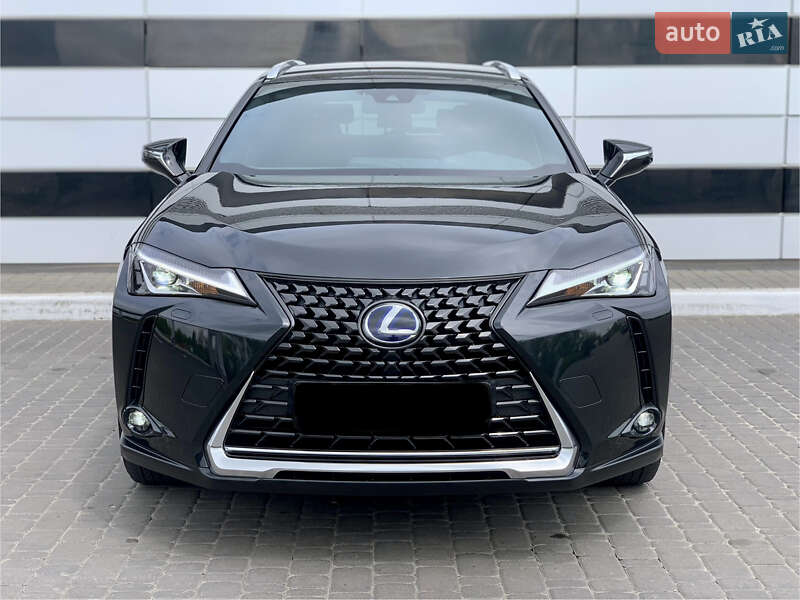 Lexus UX 2020