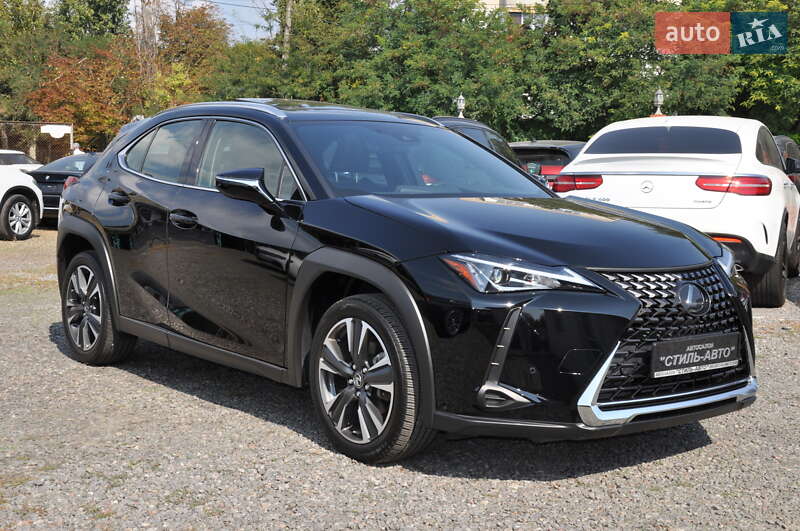 Lexus UX 2019