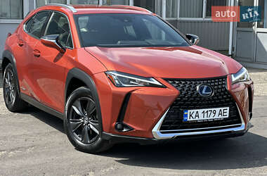 Внедорожник / Кроссовер Lexus UX 2019 в Киеве