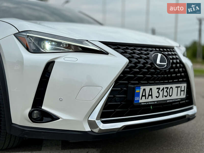 Lexus UX 2018
