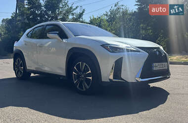 Внедорожник / Кроссовер Lexus UX 2019 в 