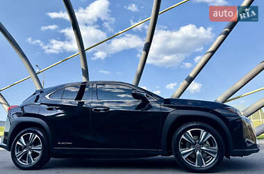 Позашляховик / Кросовер Lexus UX 2020 в Дніпрі
