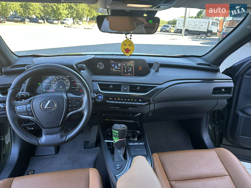 Внедорожник / Кроссовер Lexus UX 2020 в Подольске фото 20 Внедорожник / Кроссовер Lexus UX 2020 в Подольске