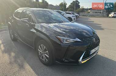 Внедорожник / Кроссовер Lexus UX 2020 в 