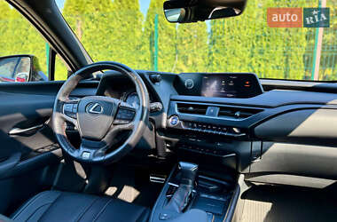 Внедорожник / Кроссовер Lexus UX 2019 в Одессе
