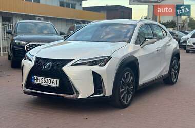 Lexus UX 2019