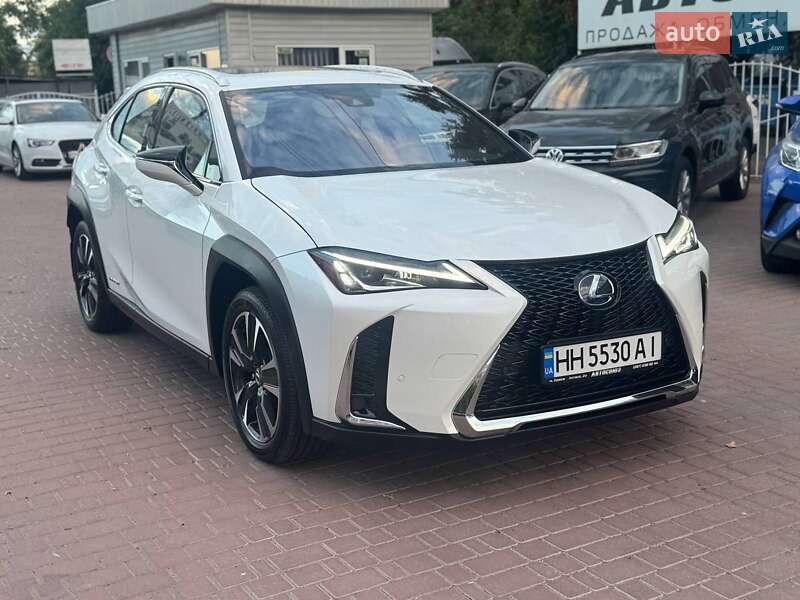Внедорожник / Кроссовер Lexus UX 2019 в Одессе