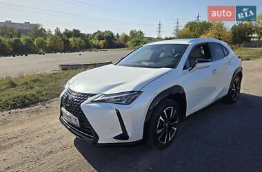 Lexus UX 2020