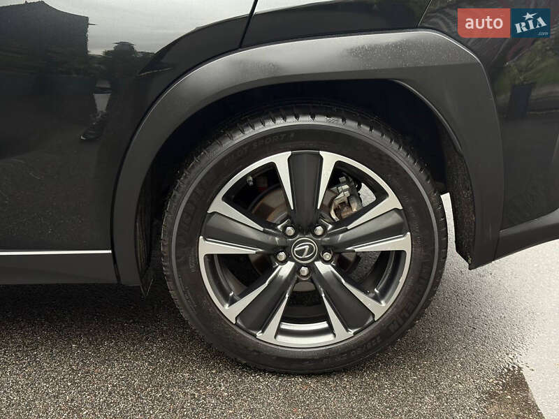 Позашляховик / Кросовер Lexus UX 2020 в Києві фото 20 Позашляховик / Кросовер Lexus UX 2020 в Києві