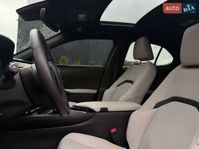 Позашляховик / Кросовер Lexus UX 2020 в Києві фото 33 Позашляховик / Кросовер Lexus UX 2020 в Києві