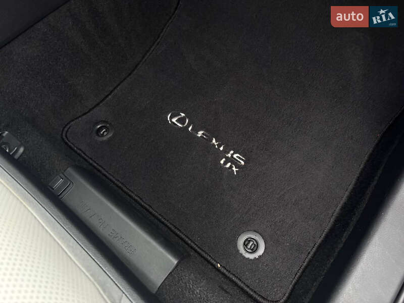 Позашляховик / Кросовер Lexus UX 2020 в Києві фото 43 Позашляховик / Кросовер Lexus UX 2020 в Києві