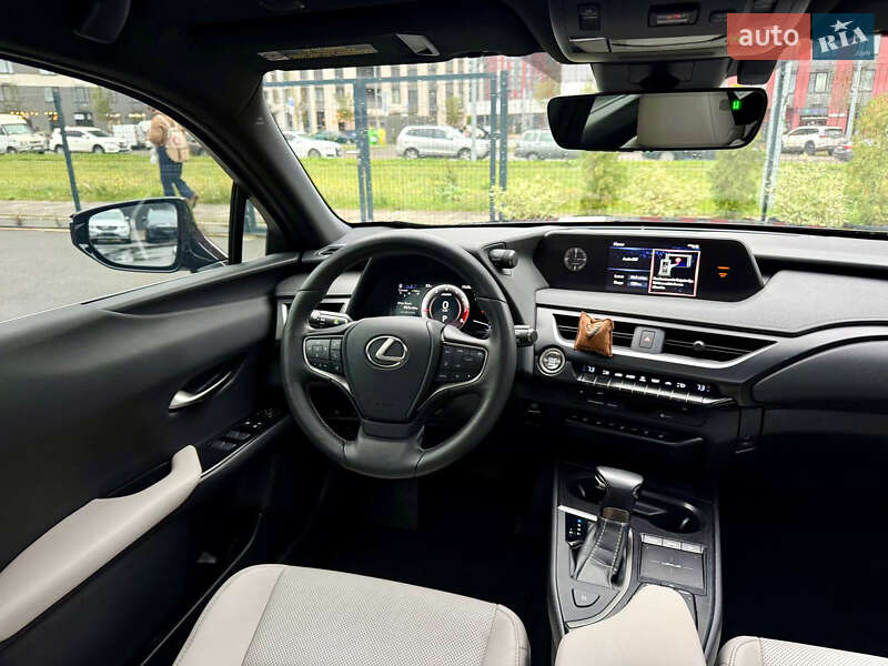 Позашляховик / Кросовер Lexus UX 2020 в Києві фото 45 Позашляховик / Кросовер Lexus UX 2020 в Києві