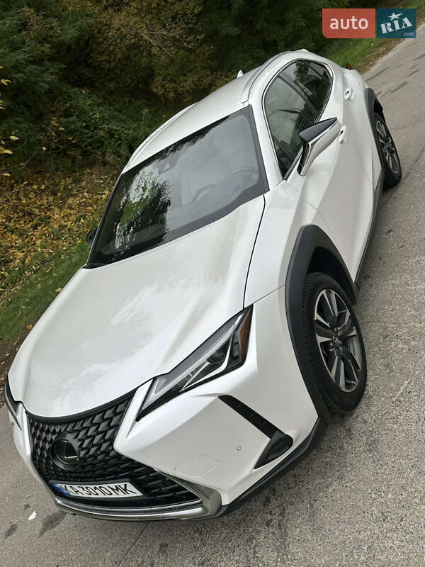 Позашляховик / Кросовер Lexus UX 2019 в Києві фото 2 Позашляховик / Кросовер Lexus UX 2019 в Києві