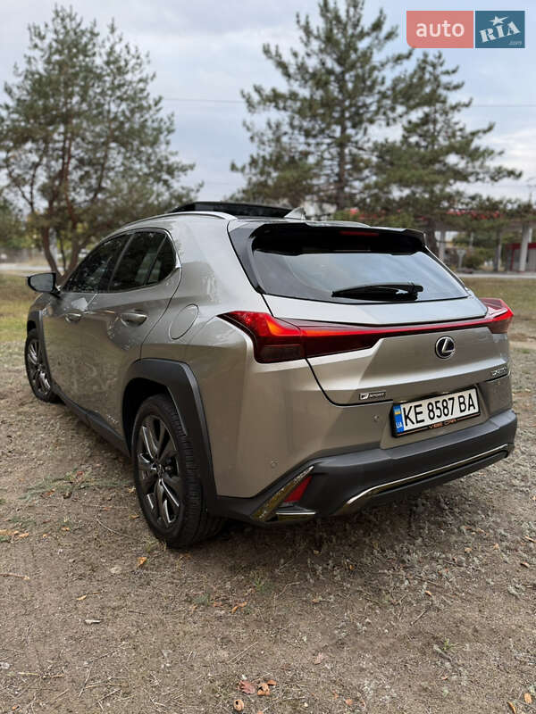 Внедорожник / Кроссовер Lexus UX 2020 в Днепре фото 2 Внедорожник / Кроссовер Lexus UX 2020 в Днепре