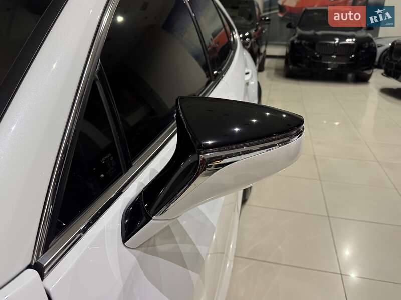 Внедорожник / Кроссовер Lexus UX 2023 в Одессе