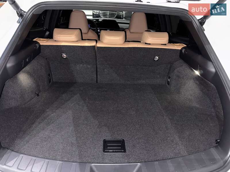 Внедорожник / Кроссовер Lexus UX 2023 в Одессе