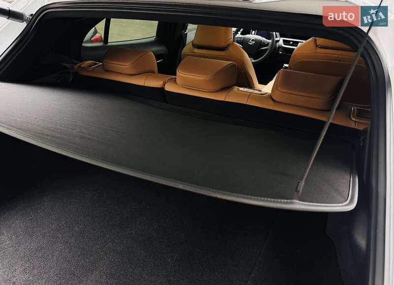 Внедорожник / Кроссовер Lexus UX 2023 в Одессе