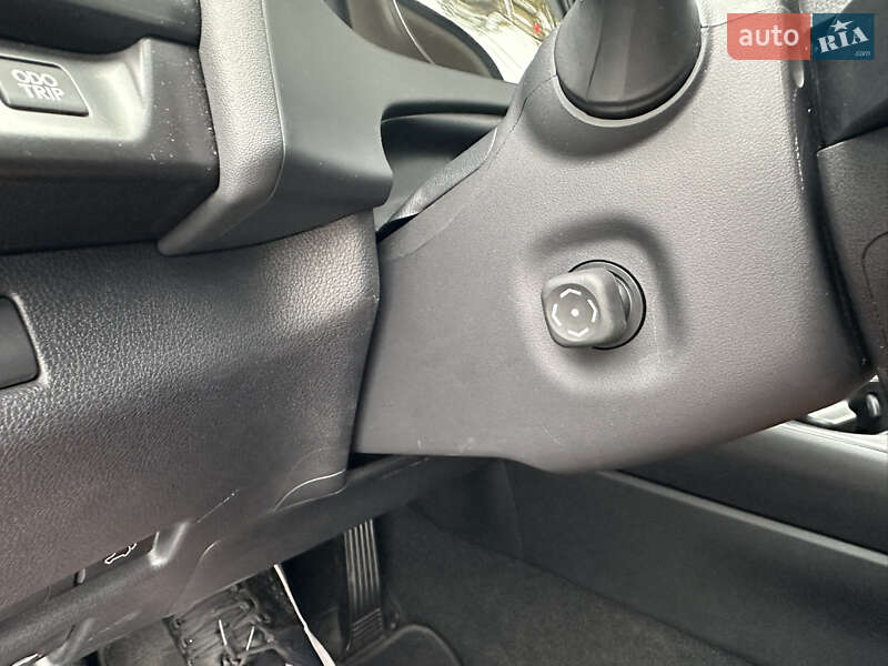 Внедорожник / Кроссовер Lexus UX 2020 в Киеве фото 35 Внедорожник / Кроссовер Lexus UX 2020 в Киеве