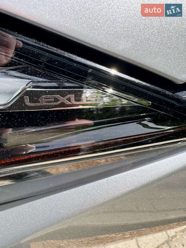 Внедорожник / Кроссовер Lexus UX 2020 в Львове