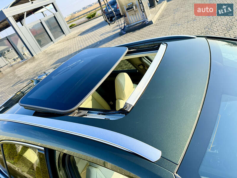 Внедорожник / Кроссовер Lexus UX 2021 в Днепре