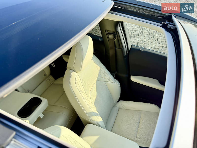 Внедорожник / Кроссовер Lexus UX 2021 в Днепре