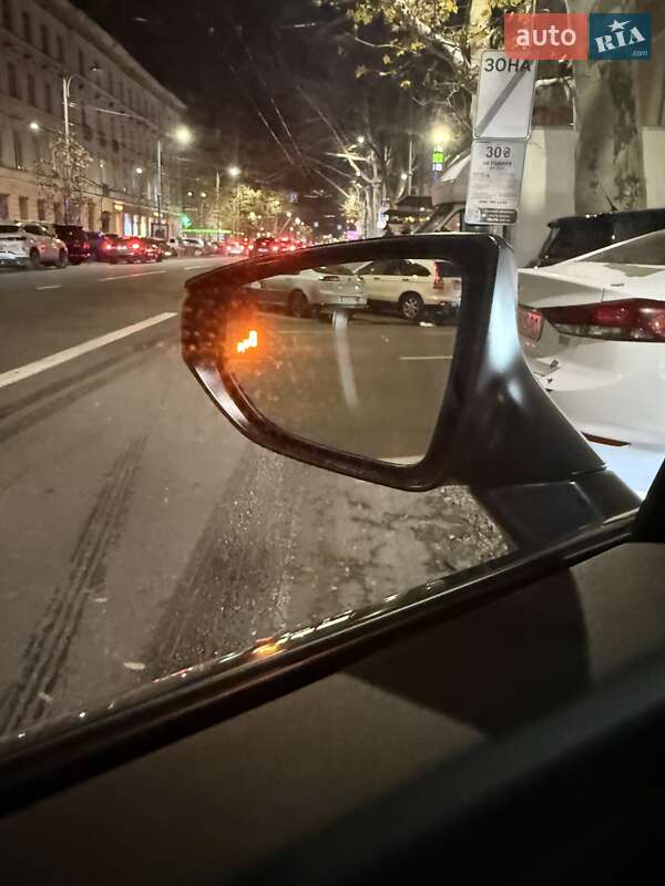 Внедорожник / Кроссовер Lexus UX 2024 в Одессе