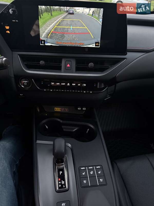 Внедорожник / Кроссовер Lexus UX 2024 в Одессе