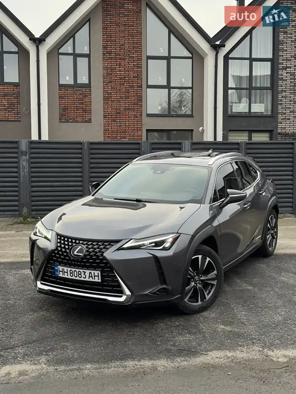 Lexus UX