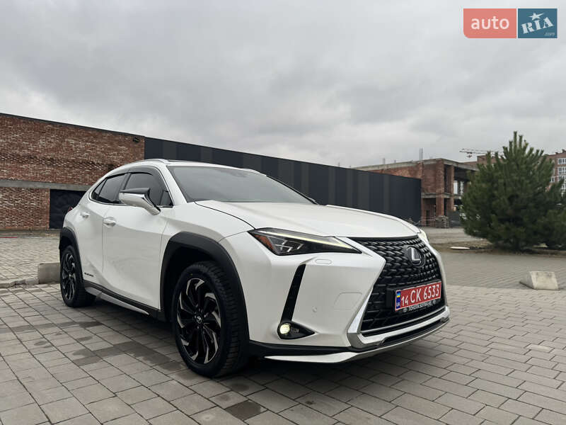Внедорожник / Кроссовер Lexus UX 2022 в Хмельницком