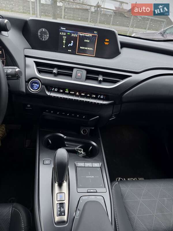 Позашляховик / Кросовер Lexus UX 2022 в Снятині