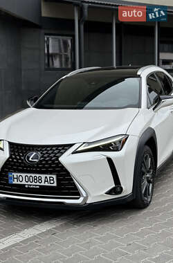 Внедорожник / Кроссовер Lexus UX 2019 в Тернополе