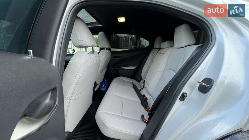 Внедорожник / Кроссовер Lexus UX 2021 в Киеве фото 10 Внедорожник / Кроссовер Lexus UX 2021 в Киеве