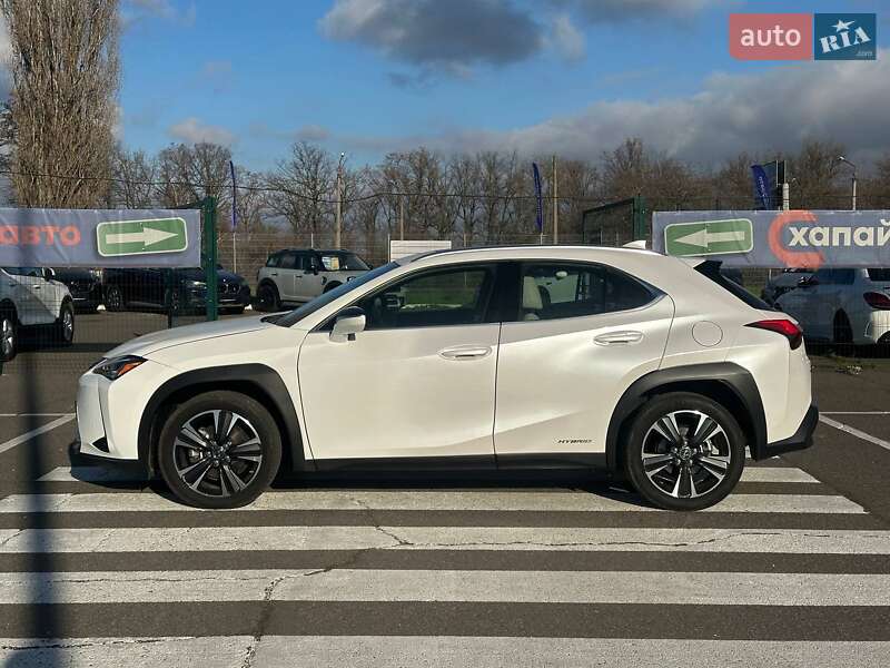 Внедорожник / Кроссовер Lexus UX 2020 в Одессе