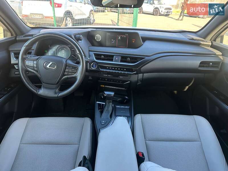 Внедорожник / Кроссовер Lexus UX 2020 в Одессе