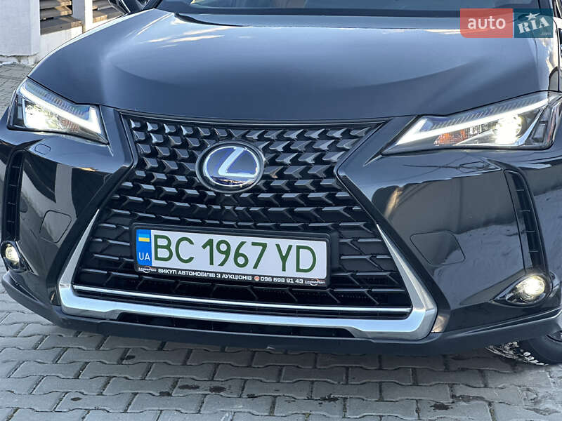 Позашляховик / Кросовер Lexus UX 2021 в Дрогобичі