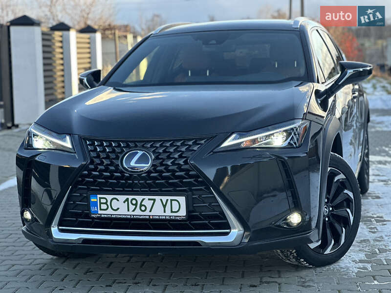 Позашляховик / Кросовер Lexus UX 2021 в Дрогобичі