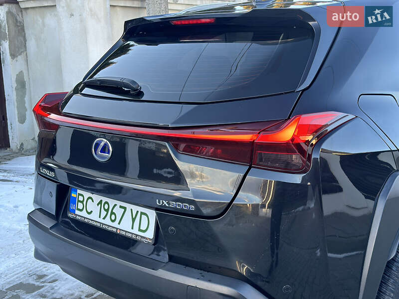 Позашляховик / Кросовер Lexus UX 2021 в Дрогобичі
