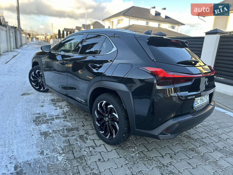 Позашляховик / Кросовер Lexus UX 2021 в Дрогобичі