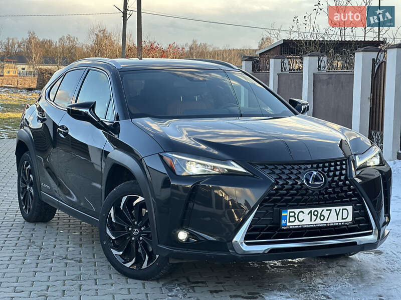 Позашляховик / Кросовер Lexus UX 2021 в Дрогобичі