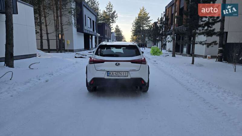 Внедорожник / Кроссовер Lexus UX 2019 в Киеве