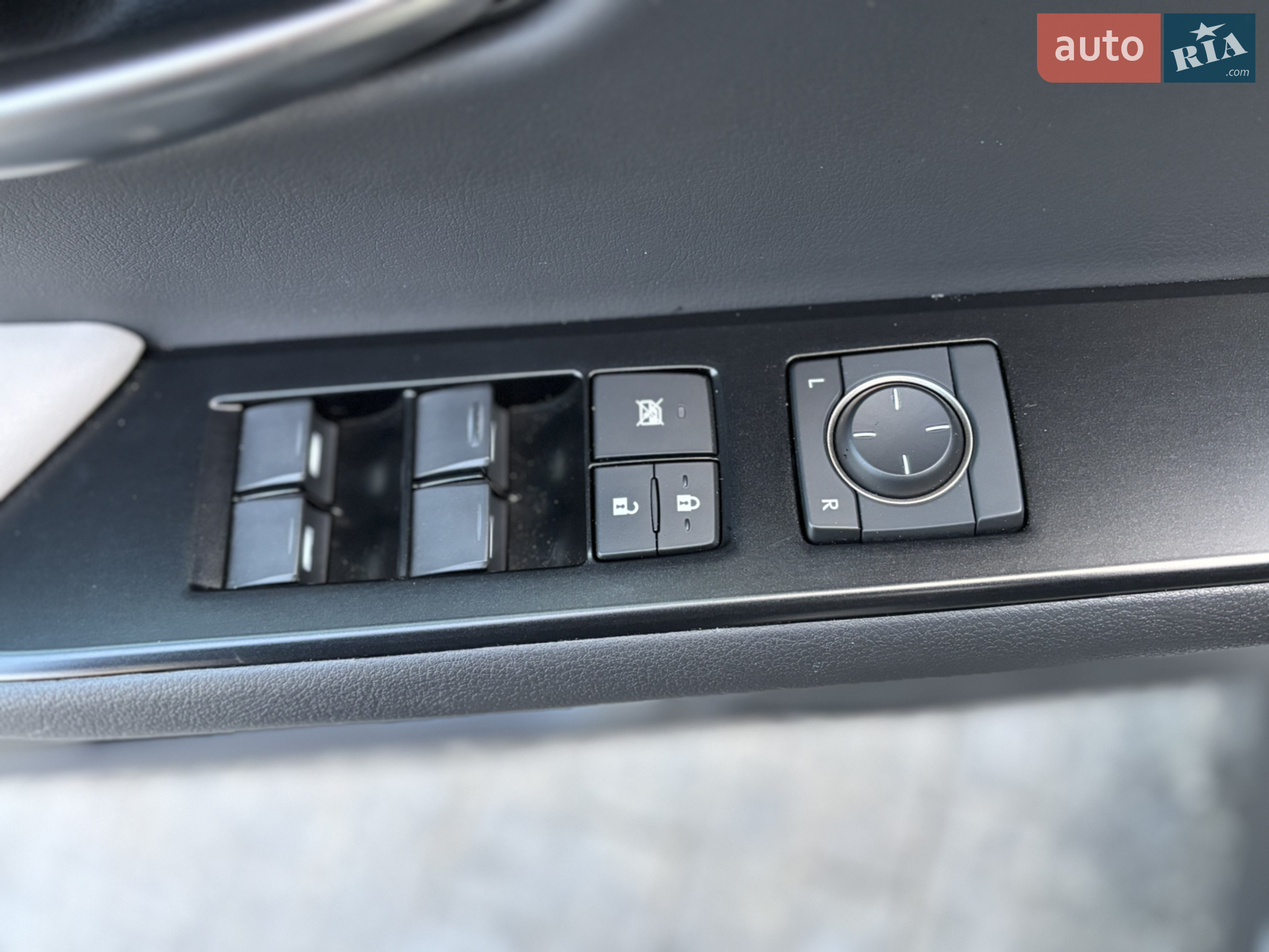 2023 Lexus UX - мініатюра 10