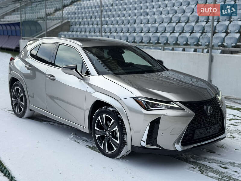 Позашляховик / Кросовер Lexus UX 2019 в Одесі фото 4 Позашляховик / Кросовер Lexus UX 2019 в Одесі