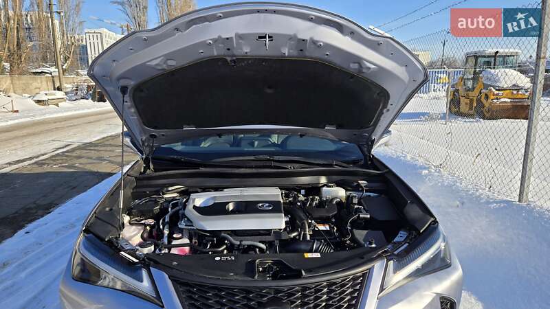 Внедорожник / Кроссовер Lexus UX 2023 в Киеве