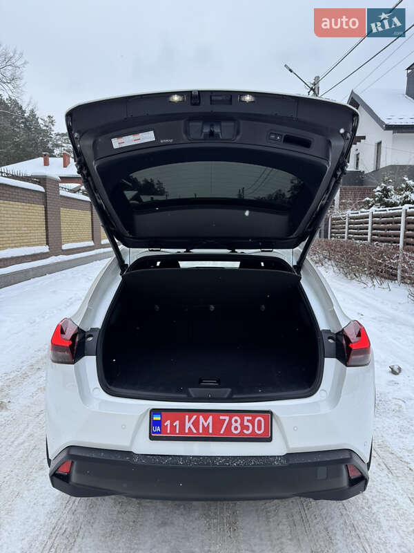 Внедорожник / Кроссовер Lexus UX 2019 в Киеве