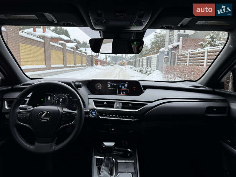 Внедорожник / Кроссовер Lexus UX 2019 в Киеве